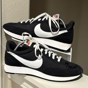 Nike Tailwind 79 Shoes Mens Size 10 Black White Retro Waffle Running 487754-012